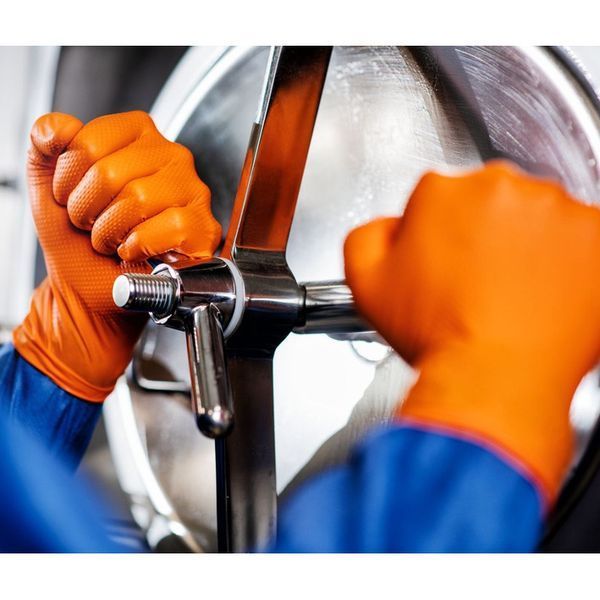 Рукавички нітрилові Супер міцні Powergrip Mercator Medical, щільність 8.5 г. - помаранчеві (50шт/25пар) 001513 фото